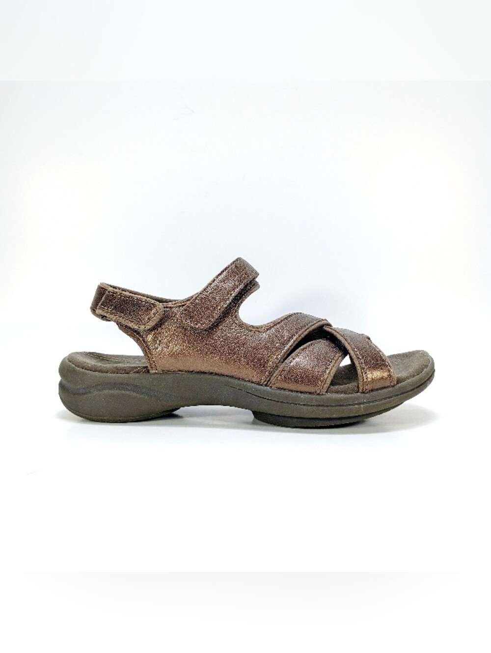 Clarks Collection Womens 7 Wide Fit Pewter Metallic Leather Ankle Strap Sandals